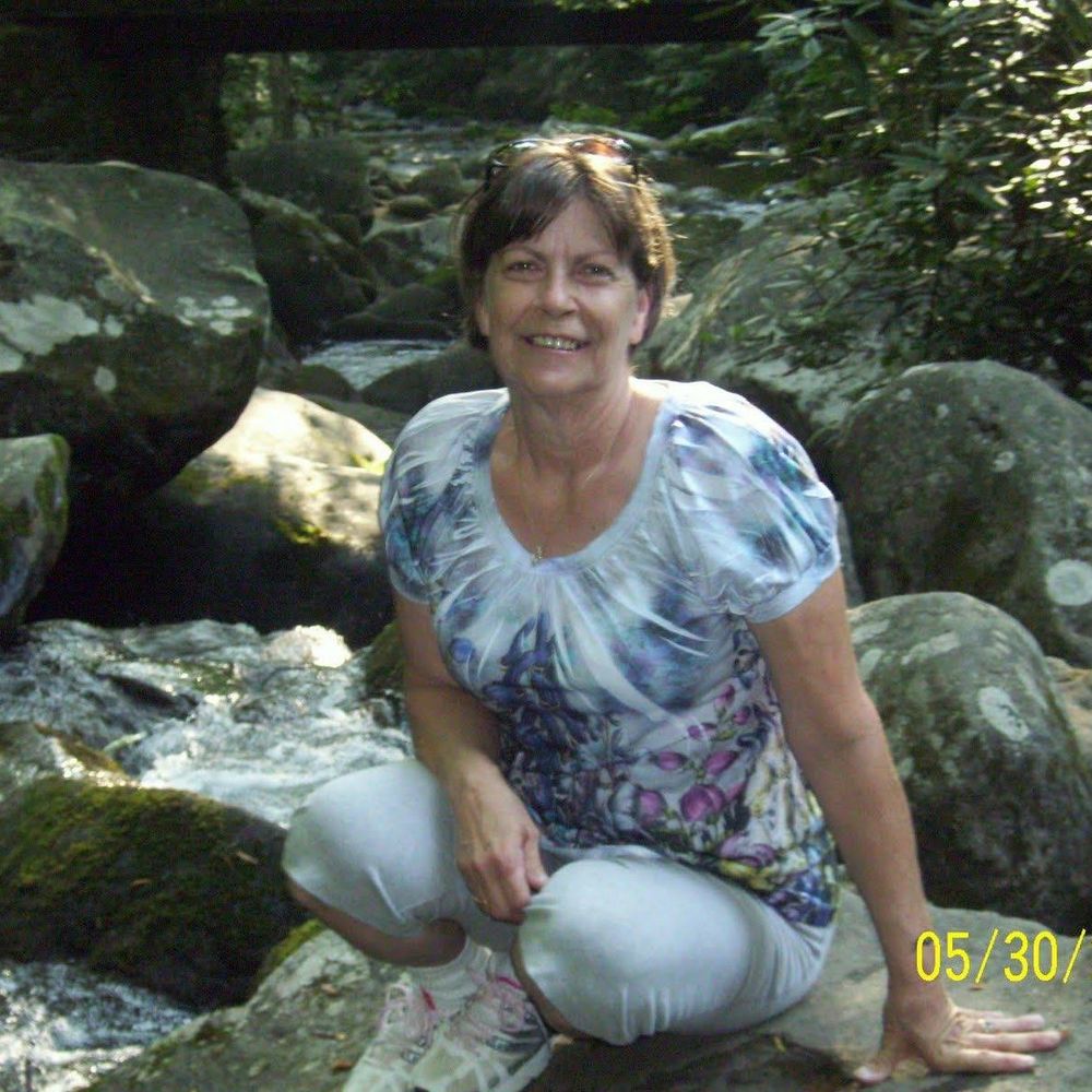 Meet your Posher, Pam